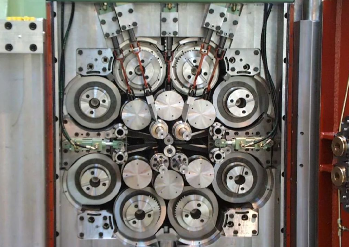 20辊轧机辊系存放、安装、使用及保养